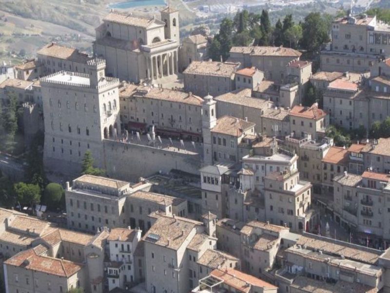 San Marino. Installare delle isole ecologiche nel centro storico