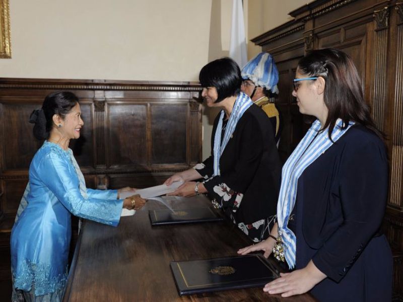 San Marino. Cinque nuovi ambasciatori hanno presentato le Lettere Credenziali