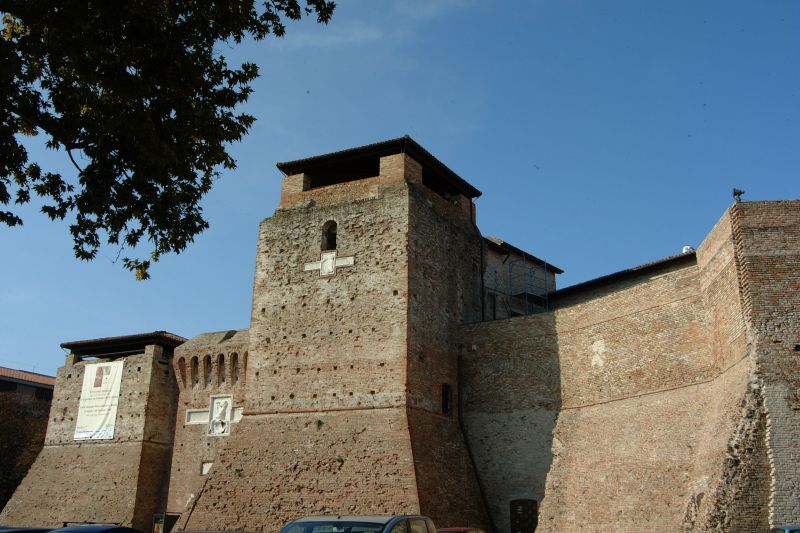 Cantieri, il Comune detta i tempi «Entro Pasqua saranno finiti i lavori al giardino del Castello»