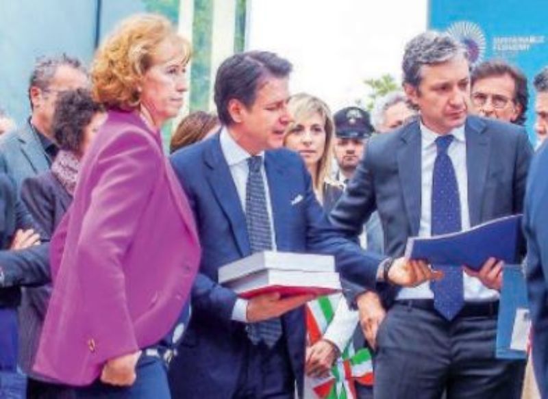 Centenario di Fellini Gnassi con il dossier chiede i soldi a Conte