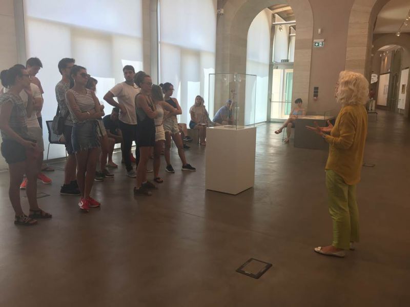 I giovani cittadini all’estero in visita alla Galleria Nazionale San Marino