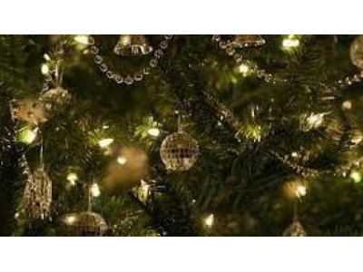 San Marino. Giunta di Castello della Città:  accensione albero di Natale in Piazza Garibaldi