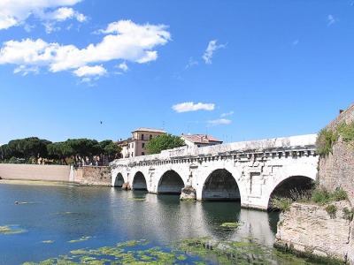 Rimini. Il ponte di Tiberio finalmente in pensione dopo 2000 anni. NQ di Rimini