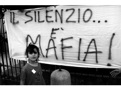 A San Marino la mafia c’è, anche se qualcuno fino a poco tempo fa negava la sua esistenza. Angelica   Bezziccari, L’Informazione di San Marino