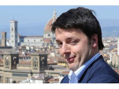 Rimini. Matteo Renzi stravince le primarie del Pd. NQ di Rimini
