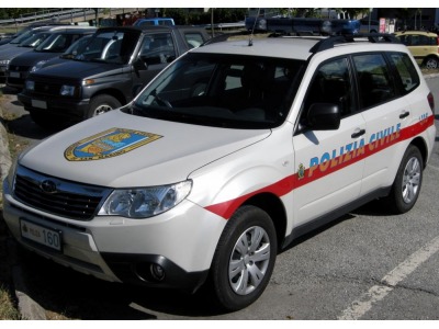 San Marino. Auto in bilico su un calanco: 39enne imolese salvata dalla polizia civile. Corriere Romagna