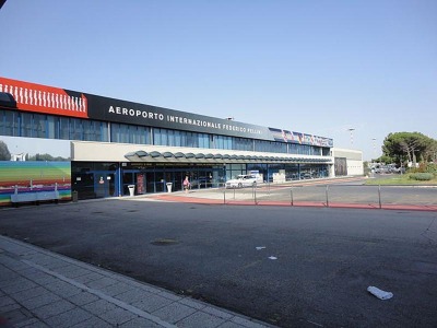 Rimini. Aeroporto Fellini: Rimini e Forlì, due scali, due bandi