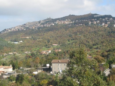 San Marino. Previsioni meteo di Nicola Montebelli: cielo grigio, nebbia e qualche schiarita