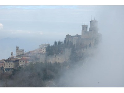 San Marino. Previsioni meteo di Nicola Montebelli: cielo coperto, deboli piogge e nebbia