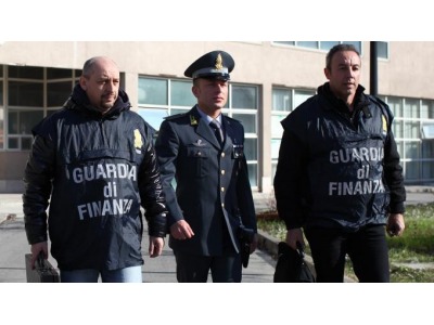 San Marino. Timbri falsi del tribunale sammarinese: GdF di Rimini indaga su 47enne. L’informazione