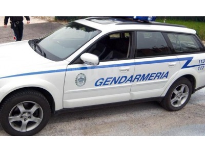 San Marino. Senza patente, sperona auto e insulta agenti: 1500 Euro di multa. L’informazione