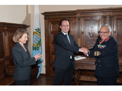 San Marino. All’Ammiraglio Angrisano l’onorificenza di Grand’Ufficiale dell’Ordine del Magistero di Sant’Agata