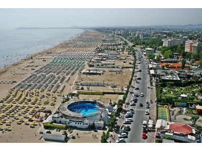 Rimini. Luce e gas, bollette da brividi. «Hotel costretti a rivedere i prezzi. Ma così perdiamo in competitività»