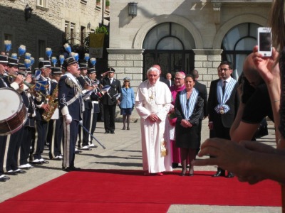 San Marino. La mostra sulla visita di Benedetto XVI  approda nella Cattedrale di Pennabilli