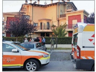 Rimini, Cattolica. Uccide la moglie si uccide davanti ai gemellini di tre anni