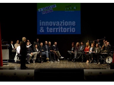 Rimini. Cento nuove idee per la business plan competition 2015