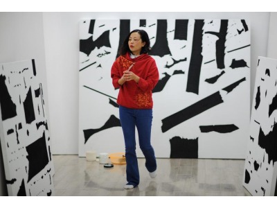 Biennale di Venezia. Opera di 12 metri dell’artista cinese Zhang hong Mei