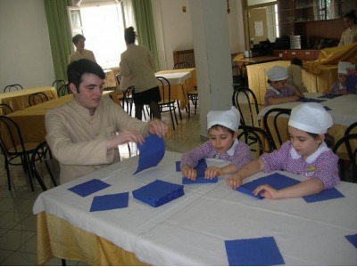 Rimini. 28 bimbi della scuola per l’infanzia ‘Coccinella’ a scuola di cucina dagli studenti del Malatesta