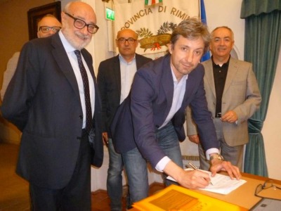 Rimini. Anche il sindaco Gnassi firma contro le false cooperative