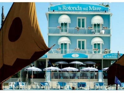 Tippest: vieni al ristorante ‘La Rotonda sul mare’ a Gabicce Mare, approfittane dell’incredibile offerta!
