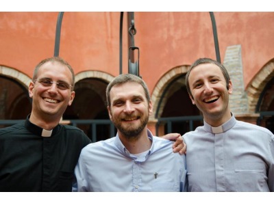 Rimini. La chiesa di Rimini apre le porte a tre nuovi presbiteri