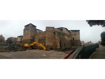 Rimini: Castelsismondo: partito il primo intervento di scavo archeologico di piazza Malatesta