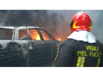 Bellaria Igea Marina. Brucia un garage, sette intossicati, danni ad una pizzeria. Corriere Romagna