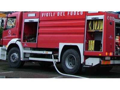 Rimini. Inferno di fuoco distrugge una casa mobile. Corriere Romagna