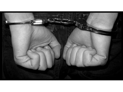 Rimini. Due cugini di origine albanese arrestati per spaccio: sequestrate sostanze stupefacenti e 9mila Euro