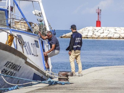Rimini. Bomba esplosa al largo: liberato il porto di Rimini. Corriere Romagna