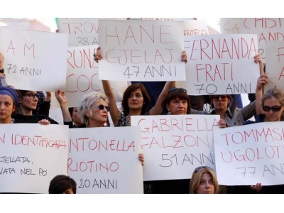 Rimini. Ieri le donne in piazza Cavour contro il femminicidio. Corriere Romagna