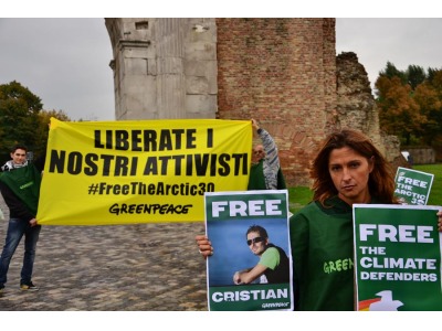 Greenpeace: a Rimini e in tutta Italia iniziativa di solidarietà per i 30 attivisti detenuti in Russia