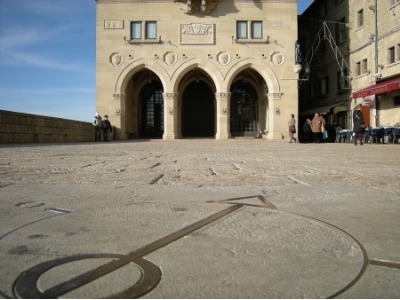 San Marino Oggi. In 200 davanti a Palazzo per ‘I marroni sul Pianello’