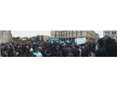 San Marino Oggi. Mille frontalieri manifestano a Rimini contro la tassazione