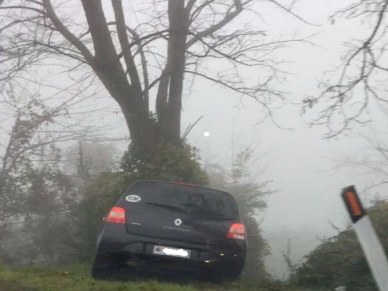 San Marino. Incidente sulla superstrada, auto esce dalla carreggiata