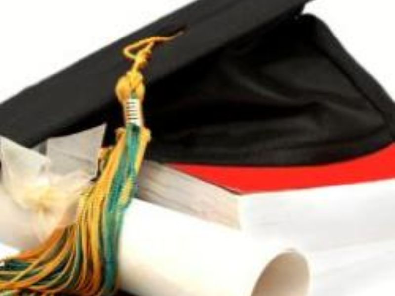 San Marino. “Ancora troppo pochi laureati”
