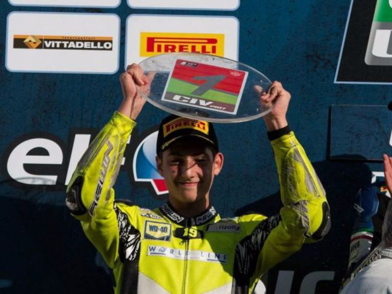 San Marino. Luca Bernardi si laurea campione italiano di Supersport 300 al Mugello
