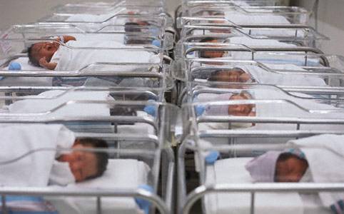 Sono 79 i bimbi nati con il doppio cognome a Rimini l’anno scorso