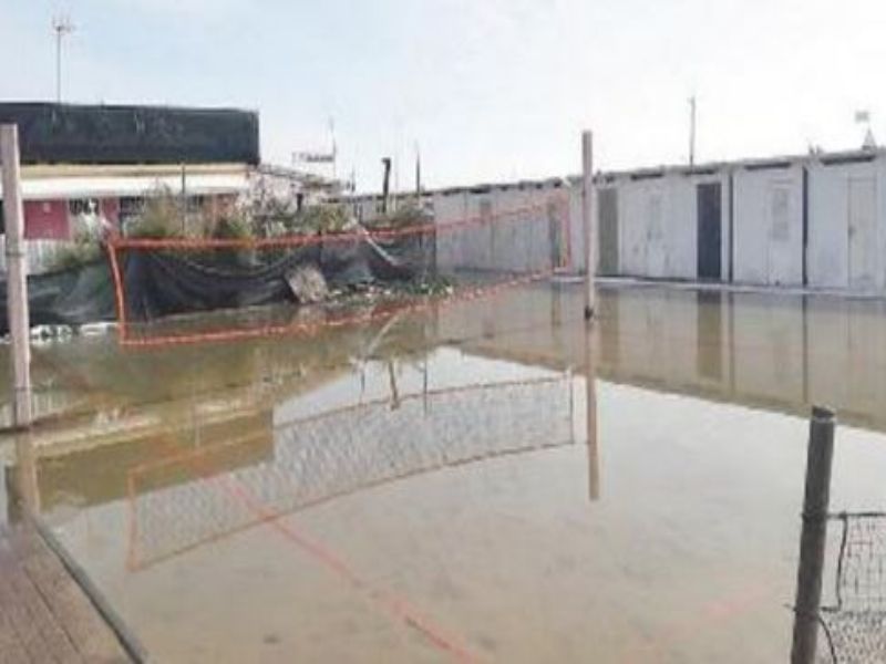 Rimini. Spiagge ridotte a paludi: i bagnini fanno la conta dei danni