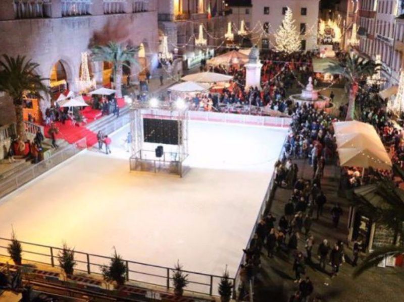 Natale a Rimini, servono sponsor per il ritorno della pista da pattinaggio su ghiaccio