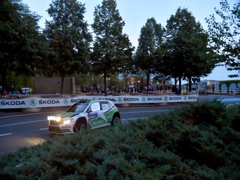 San Marino.  Umberto Scandola e Guido D’Amore di ŠKODA Italia Motorsport si aggiudicano il rally