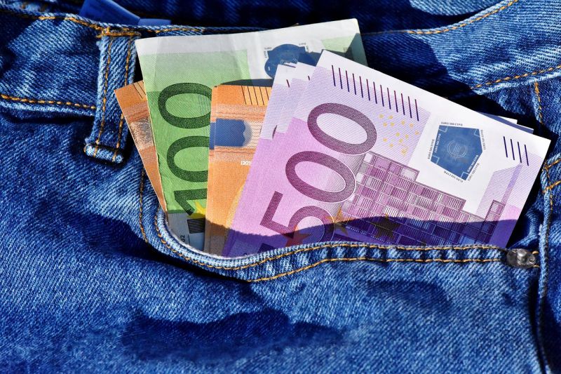 San Marino. Covid, un danno economico per le famiglie di quasi 500 euro nel primo mese