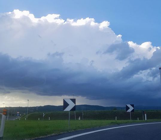 San Marino. Meteo: l’atmosfera è carica di energia instabile, nuvole e temporali in arrivo