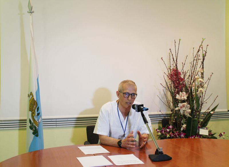 San Marino. Il dottor Massimo Arlotti risponde alle domande dei cittadini in diretta