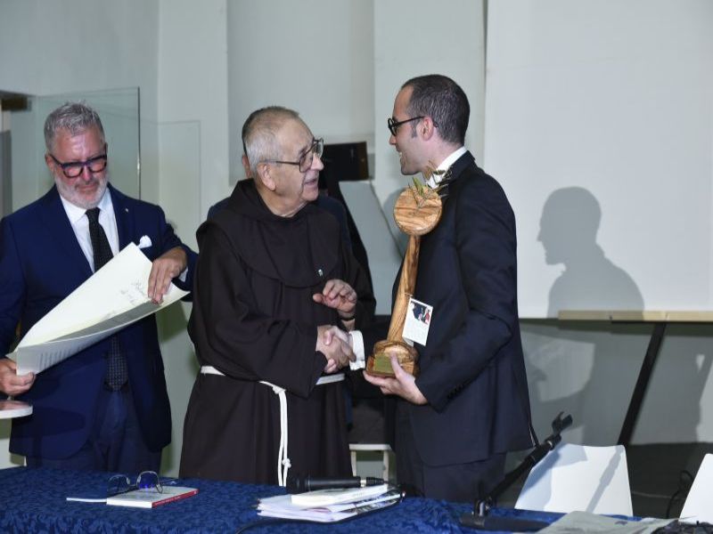 San Marino. Consegnato il Premio Palma D’Oro Assisi Pax a Nicola Renzi