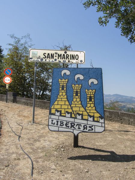 Passeggiata lungo le vie del centro storico della Città di San Marino. Iscrizioni aperte