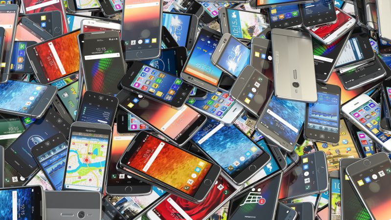 Rubati 8 smartphone nello stadio di Cattolica, preso il ladro