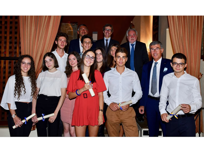 Il Rotary Club di San Marino i maturandi che hanno conseguito la maturità con il massimo dei voti