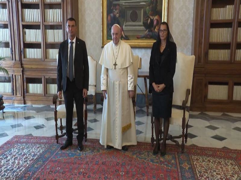 San Marino. Segretario di Stato ed Ecc. Capitani Reggenti ricevuti da Papa Francesco