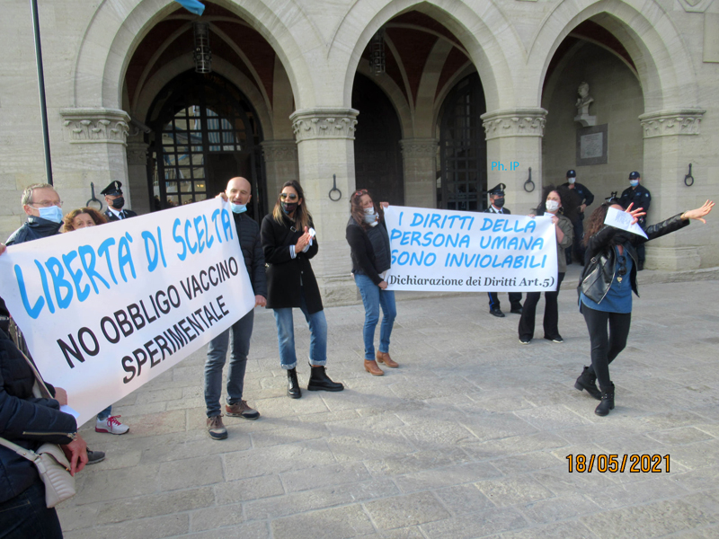 San Marino. Ieri manifestazione sul Pianello contro l’ultimo decreto anti-Covid